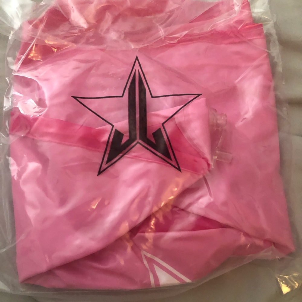 NEw Jeffree Star exclusive beach ball
